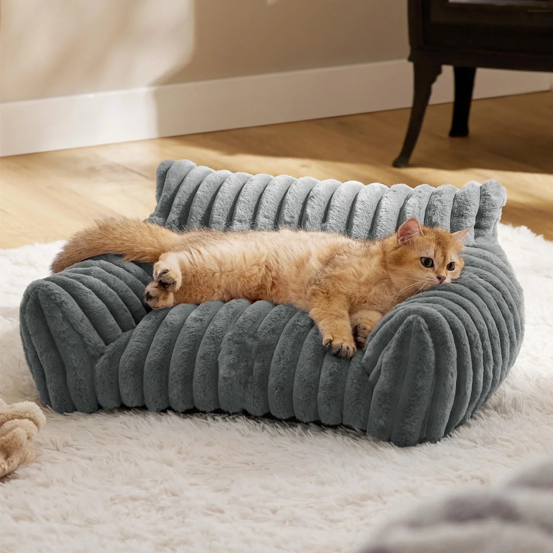 Luxury Cat Bed Sofa Winter Warm Nest Comfortable Plush